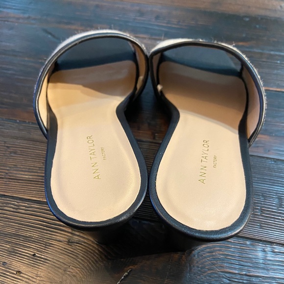 Ann Taylor Factory Womens Size 6.5 Mules - Picture 4 of 9
